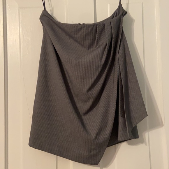 Nine West 2 piece skirt suit in grey pin stripe - Picture 3 of 3